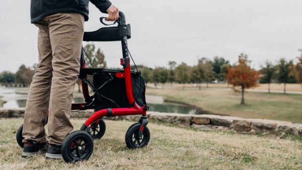 A1SEoli77SL Rollator Walker for Seniors Red